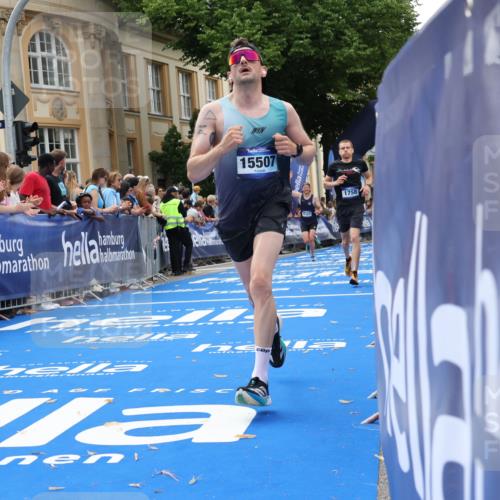 29.06.2025 - hella hamburg halbmarathon Strokosch-Dieckow http://msf.ph/oto/8224003 29.06.2025 10:30:09 Ziel 1758, 2689, 3189, 8190, 8323, 9634, 10270, 12308, 12691, 15507, 17768 meine-sportfotos.de