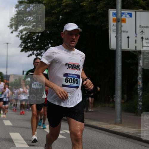 29.06.2025 - hella hamburg halbmarathon Yannick Fuchs http://msf.ph/oto/8224042 29.06.2025 10:33:15 20KM 1710, 2262, 2296, 2719, 2849, 2980, 3014, 3431, 4148, 5091, 5248, 6095, 6682, 6684, 7110, 8091, 9403, 10218, 11049, 11055, 11281, 11282, 11379, 12137, 12915, 13755, 13800, 14905, 15372, 16075, 16280, 17154, 17623, 17646, 17722, 18761, 19004, 19151 meine-sportfotos.de