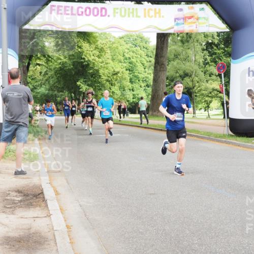 29.06.2025 - hella hamburg halbmarathon MichiJ http://msf.ph/oto/8224090 29.06.2025 10:24:58 Zwischen KM18-KM19 6829, 7831, 12488, 14875, 16119, 18259, 18600 meine-sportfotos.de