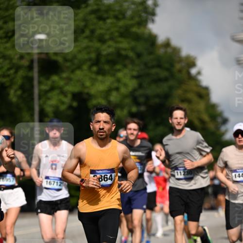 29.06.2025 - hella hamburg halbmarathon Dr. Thomas Lammeyer http://msf.ph/oto/8224172 29.06.2025 09:49:53 Kennedybrücke 1344, 1889, 2243, 3809, 3955, 4477, 4944, 5048, 5660, 7534, 7628, 7901, 8312, 8956, 10298, 10865, 10927, 10929, 11230, 11304 meine-sportfotos.de