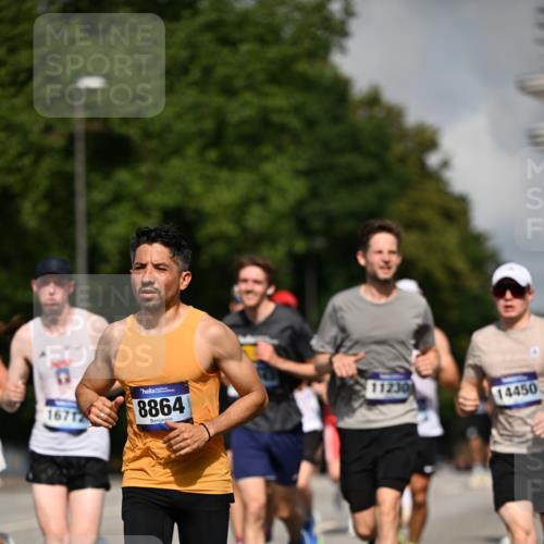 29.06.2025 - hella hamburg halbmarathon Dr. Thomas Lammeyer http://msf.ph/oto/8224178 29.06.2025 09:49:54 Kennedybrücke 1344, 1889, 2243, 3955, 4477, 4944, 5048, 5152, 5660, 7534, 7628, 7901, 8312, 10298, 10865, 10927, 11230, 11304 meine-sportfotos.de