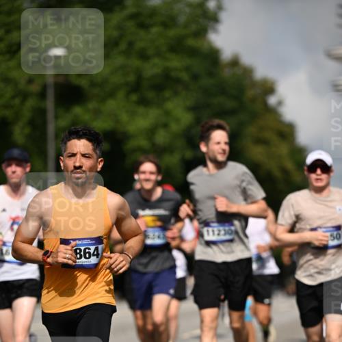 29.06.2025 - hella hamburg halbmarathon Dr. Thomas Lammeyer http://msf.ph/oto/8224254 29.06.2025 09:49:54 Kennedybrücke 1344, 1889, 2243, 3955, 4477, 4944, 5048, 5152, 5660, 7534, 7628, 7901, 8312, 10298, 10865, 10927, 11230, 11304 meine-sportfotos.de