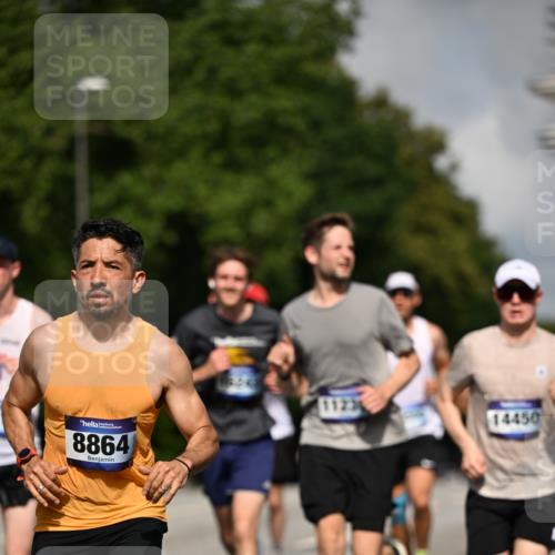 29.06.2025 - hella hamburg halbmarathon Dr. Thomas Lammeyer http://msf.ph/oto/8224275 29.06.2025 09:49:54 Kennedybrücke 1344, 1889, 2243, 3955, 4477, 4944, 5048, 5152, 5660, 7534, 7628, 7901, 8312, 10298, 10865, 10927, 11230, 11304 meine-sportfotos.de