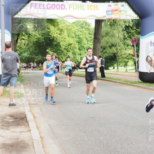 29.06.2025 - hella hamburg halbmarathon MichiJ http://msf.ph/oto/8224277 29.06.2025 10:25:01 Zwischen KM18-KM19 4062, 6829, 6990, 7831, 12488, 18600 meine-sportfotos.de