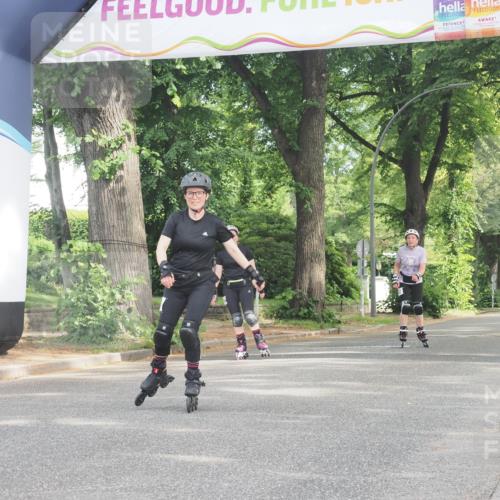 29.06.2025 - hella hamburg halbmarathon KatJ http://msf.ph/oto/8224309 29.06.2025 09:38:58 Zwischen KM18-KM19  meine-sportfotos.de