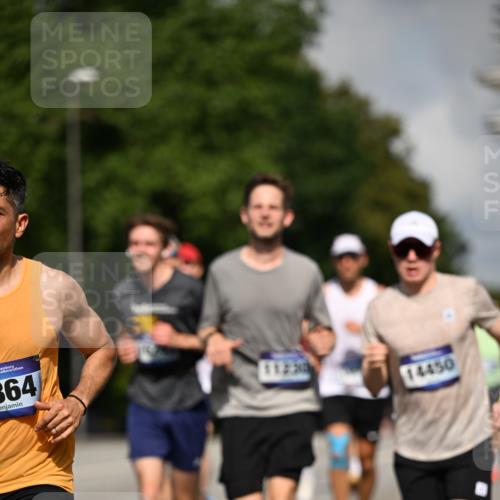 29.06.2025 - hella hamburg halbmarathon Dr. Thomas Lammeyer http://msf.ph/oto/8224318 29.06.2025 09:49:55 Kennedybrücke 1344, 1577, 1889, 2243, 4477, 4944, 5048, 5152, 5660, 7534, 7628, 7901, 8312, 8323, 10298, 10865, 10927, 11230, 11304 meine-sportfotos.de