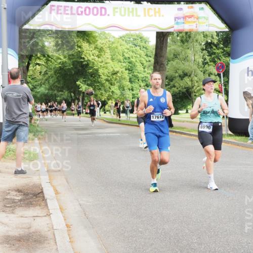 29.06.2025 - hella hamburg halbmarathon MichiJ http://msf.ph/oto/8224519 29.06.2025 10:25:04 Zwischen KM18-KM19 2774, 4062, 6829, 6990, 7831, 11620, 15161, 17612, 18600 meine-sportfotos.de