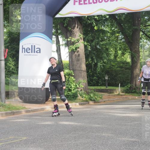 29.06.2025 - hella hamburg halbmarathon KatJ http://msf.ph/oto/8224568 29.06.2025 09:38:59 Zwischen KM18-KM19  meine-sportfotos.de