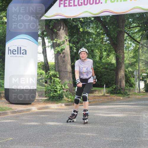 29.06.2025 - hella hamburg halbmarathon KatJ http://msf.ph/oto/8224765 29.06.2025 09:39:00 Zwischen KM18-KM19  meine-sportfotos.de