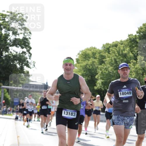 29.06.2025 - hella hamburg halbmarathon Jannik Wohlers http://msf.ph/oto/8224792 29.06.2025 09:51:24 Lombardsbrücke 1569, 1903, 2653, 3437, 4865, 4991, 5014, 5129, 6490, 6700, 6770, 7092, 8074, 8346, 8359, 8900, 9114, 9358, 10319, 10375, 10480, 10669, 10691, 10934, 11021, 11417, 11714, 12623, 12711, 12712, 13183, 13479, 14346, 14861, 15164, 15185, 15542, 15828, 15846, 15932, 15935, 16281, 16503, 17381, 17382, 17406, 18049, 18330, 18356, 18399, 18539, 18764 meine-sportfotos.de