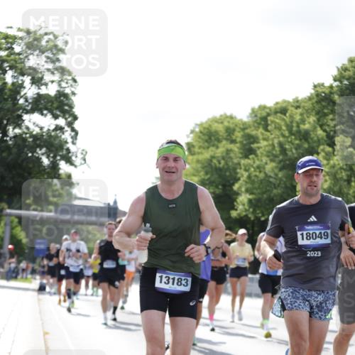 29.06.2025 - hella hamburg halbmarathon Jannik Wohlers http://msf.ph/oto/8224801 29.06.2025 09:51:25 Lombardsbrücke 1569, 1903, 2653, 3437, 4865, 4991, 5014, 5129, 6490, 6700, 6770, 7092, 8074, 8346, 8359, 8900, 9114, 9358, 10319, 10375, 10480, 10669, 10691, 10934, 11021, 11714, 12623, 12711, 12712, 13183, 13479, 14226, 14346, 14861, 15164, 15185, 15542, 15828, 15846, 15932, 15935, 16503, 17381, 17382, 17406, 18049, 18330, 18356, 18399, 18539, 18764 meine-sportfotos.de
