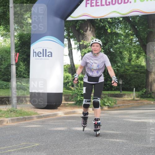 29.06.2025 - hella hamburg halbmarathon KatJ http://msf.ph/oto/8224921 29.06.2025 09:39:01 Zwischen KM18-KM19  meine-sportfotos.de