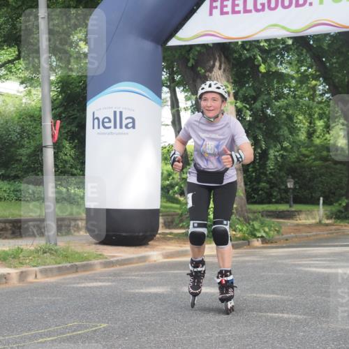 29.06.2025 - hella hamburg halbmarathon KatJ http://msf.ph/oto/8224976 29.06.2025 09:39:01 Zwischen KM18-KM19  meine-sportfotos.de
