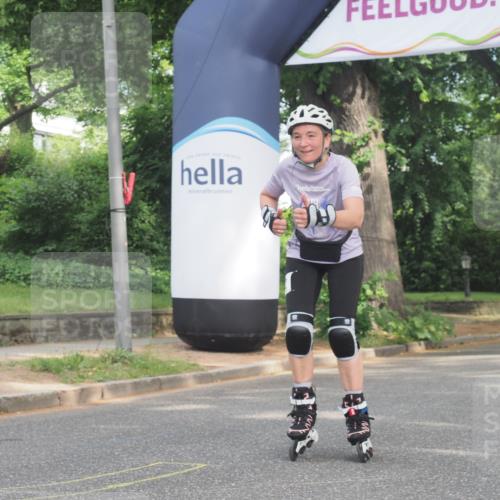 29.06.2025 - hella hamburg halbmarathon KatJ http://msf.ph/oto/8225033 29.06.2025 09:39:01 Zwischen KM18-KM19  meine-sportfotos.de