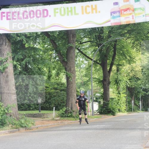 29.06.2025 - hella hamburg halbmarathon KatJ http://msf.ph/oto/8225090 29.06.2025 09:39:40 Zwischen KM18-KM19  meine-sportfotos.de