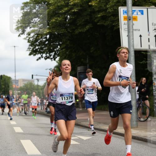 29.06.2025 - hella hamburg halbmarathon Yannick Fuchs http://msf.ph/oto/8225279 29.06.2025 10:33:20 20KM 1164, 2262, 2719, 2849, 2980, 3014, 3136, 3431, 5091, 5248, 6095, 6682, 6684, 7110, 8091, 9403, 10218, 11055, 11281, 11282, 11379, 11447, 12137, 12915, 13755, 13800, 14905, 15372, 15561, 16280, 17154, 17646, 17722, 18188, 18761, 19004, 19151 meine-sportfotos.de