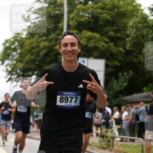 29.06.2025 - hella hamburg halbmarathon Yannick Fuchs http://msf.ph/oto/8225313 29.06.2025 10:46:30 20KM 1098, 1257, 1657, 2444, 2814, 3258, 3715, 3952, 4121, 4557, 4558, 4837, 5032, 5093, 5116, 5378, 5399, 6164, 6561, 6562, 7130, 7178, 7312, 7475, 7896, 8139, 8172, 8316, 8720, 8977, 9093, 9145, 9876, 10811, 11459, 12135, 12519, 13211, 13301, 13327, 14198, 14286, 14300, 14791, 15001, 15144, 15275, 15427, 15446, 15506, 15690, 16320, 17130, 17198, 17773, 18801 meine-sportfotos.de