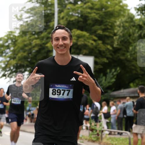 29.06.2025 - hella hamburg halbmarathon Yannick Fuchs http://msf.ph/oto/8225370 29.06.2025 10:46:30 20KM 1098, 1257, 1657, 2444, 2814, 3258, 3715, 3952, 4121, 4557, 4558, 4837, 5032, 5093, 5116, 5378, 5399, 6164, 6561, 6562, 7130, 7178, 7312, 7475, 7896, 8139, 8172, 8316, 8720, 8977, 9093, 9145, 9876, 10811, 11459, 12135, 12519, 13211, 13301, 13327, 14198, 14286, 14300, 14791, 15001, 15144, 15275, 15427, 15446, 15506, 15690, 16320, 17130, 17198, 17773, 18801 meine-sportfotos.de