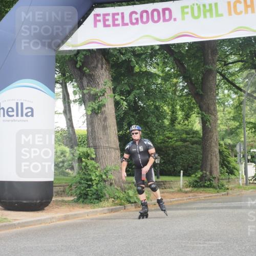 29.06.2025 - hella hamburg halbmarathon KatJ http://msf.ph/oto/8225433 29.06.2025 09:39:42 Zwischen KM18-KM19  meine-sportfotos.de