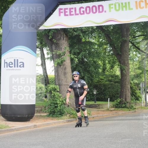 29.06.2025 - hella hamburg halbmarathon KatJ http://msf.ph/oto/8225490 29.06.2025 09:39:43 Zwischen KM18-KM19  meine-sportfotos.de