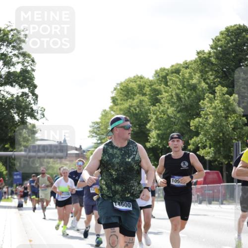 29.06.2025 - hella hamburg halbmarathon Jannik Wohlers http://msf.ph/oto/8225504 29.06.2025 09:51:35 Lombardsbrücke 1312, 1353, 1569, 1763, 3437, 3697, 5014, 5047, 5129, 5231, 5336, 5690, 5987, 6700, 6705, 6770, 7185, 7710, 8074, 8359, 8564, 8900, 9358, 9659, 10319, 10691, 10978, 11021, 11714, 12438, 12623, xxx, 13183, 14226, 14228, 14346, 14462, 15164, 15185, 15206, 15451, 15846, 15935, 16052, 16503, 17016, 17403, 17406, 17733, 17911, 18049, 18304, 18330, 18356, 18399, 18772, 18829, 18878, 19009 meine-sportfotos.de