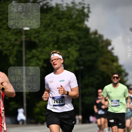 29.06.2025 - hella hamburg halbmarathon Dr. Thomas Lammeyer http://msf.ph/oto/8225508 29.06.2025 09:49:59 Kennedybrücke 1344, 1577, 1889, 2243, 4477, 4944, 5048, 5152, 5660, 7466, 7534, 7628, 7901, 8312, 8323, 10477, 10865, 10927, 11230, 11304 meine-sportfotos.de