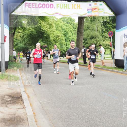 29.06.2025 - hella hamburg halbmarathon MichiJ http://msf.ph/oto/8225586 29.06.2025 10:25:24 Zwischen KM18-KM19 1385, 2399, 3959, 6915, 7152, 7154, 10852, 11833, 12168, 12916, 13991, 14601, 16158, 17217, 18824 meine-sportfotos.de