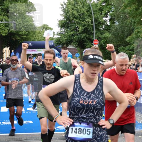 29.06.2025 - hella hamburg halbmarathon Zöllner http://msf.ph/oto/8225815 29.06.2025 10:52:57 Ziel 1257, 1258, 1657, 2099, 2444, 2814, 2910, 4557, 4558, 4770, 5077, 5907, 8139, 8720, 8955, 10724, 10811, 11217, 11992, 14198, 14286, 15430, 18720 meine-sportfotos.de