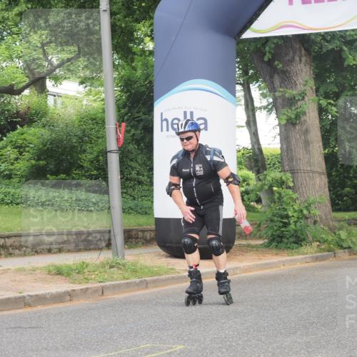 29.06.2025 - hella hamburg halbmarathon KatJ http://msf.ph/oto/8225831 29.06.2025 09:39:44 Zwischen KM18-KM19  meine-sportfotos.de