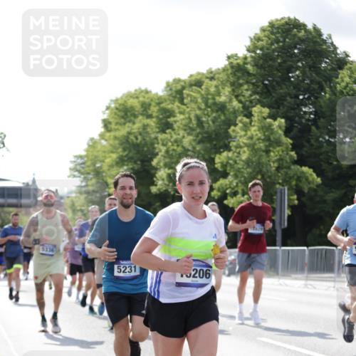 29.06.2025 - hella hamburg halbmarathon Jannik Wohlers http://msf.ph/oto/8226188 29.06.2025 09:51:39 Lombardsbrücke 1057, 1312, 1353, 1569, 1604, 1763, 3437, 3697, 5014, 5047, 5129, 5231, 5336, 5690, 5987, 6373, 6700, 6705, 6711, 6770, 7185, 7710, 8074, 8359, 8564, 9358, 9547, 9659, 10691, 10978, 11821, 12438, xxx, 13269, 14226, 14228, 14462, 15164, 15185, 15206, 15451, 15846, 15935, 16052, 16503, 16547, 17016, 17403, 17733, 17911, 18049, 18304, 18330, 18399, 18772, 18829, 18878, 19009 meine-sportfotos.de