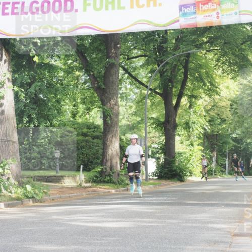 29.06.2025 - hella hamburg halbmarathon KatJ http://msf.ph/oto/8226252 29.06.2025 09:40:56 Zwischen KM18-KM19  meine-sportfotos.de