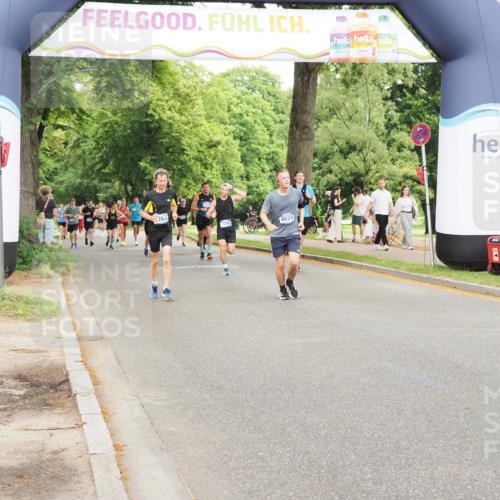 29.06.2025 - hella hamburg halbmarathon MichiJ http://msf.ph/oto/8226393 29.06.2025 10:49:10 Zwischen KM18-KM19 5763, 8176, 8624, 17955, 18581 meine-sportfotos.de