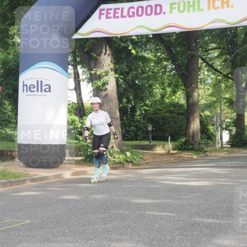 29.06.2025 - hella hamburg halbmarathon KatJ http://msf.ph/oto/8226463 29.06.2025 09:40:58 Zwischen KM18-KM19  meine-sportfotos.de