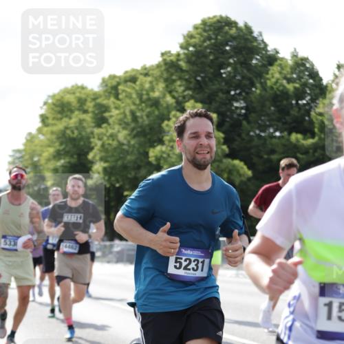 29.06.2025 - hella hamburg halbmarathon Jannik Wohlers http://msf.ph/oto/8226478 29.06.2025 09:51:40 Lombardsbrücke 1057, 1312, 1353, 1569, 1604, 1631, 1763, 3697, 5014, 5047, 5129, 5231, 5336, 5690, 5987, 6373, 6700, 6705, 6711, 6770, 7185, 7710, 8074, 8359, 8564, 9358, 9547, 9659, 10691, 10978, 11821, 12438, xxx, 13269, 14226, 14228, 14462, 15164, 15185, 15206, 15309, 15451, 15846, 15935, 16052, 16503, 16547, 17016, 17403, 17637, 17733, 17911, 18304, 18330, 18399, 18772, 18829, 18878, 19009 meine-sportfotos.de