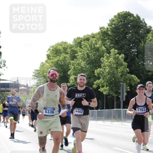 29.06.2025 - hella hamburg halbmarathon Jannik Wohlers http://msf.ph/oto/8226506 29.06.2025 09:51:40 Lombardsbrücke 1057, 1312, 1353, 1569, 1604, 1631, 1763, 3697, 5014, 5047, 5129, 5231, 5336, 5690, 5987, 6373, 6700, 6705, 6711, 6770, 7185, 7710, 8074, 8359, 8564, 9358, 9547, 9659, 10691, 10978, 11821, 12438, xxx, 13269, 14226, 14228, 14462, 15164, 15185, 15206, 15309, 15451, 15846, 15935, 16052, 16503, 16547, 17016, 17403, 17637, 17733, 17911, 18304, 18330, 18399, 18772, 18829, 18878, 19009 meine-sportfotos.de