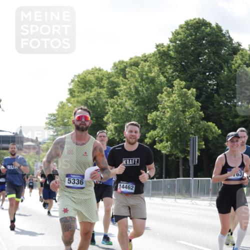 29.06.2025 - hella hamburg halbmarathon Jannik Wohlers http://msf.ph/oto/8226541 29.06.2025 09:51:40 Lombardsbrücke 1057, 1312, 1353, 1569, 1604, 1631, 1763, 3697, 5014, 5047, 5129, 5231, 5336, 5690, 5987, 6373, 6700, 6705, 6711, 6770, 7185, 7710, 8074, 8359, 8564, 9358, 9547, 9659, 10691, 10978, 11821, 12438, xxx, 13269, 14226, 14228, 14462, 15164, 15185, 15206, 15309, 15451, 15846, 15935, 16052, 16503, 16547, 17016, 17403, 17637, 17733, 17911, 18304, 18330, 18399, 18772, 18829, 18878, 19009 meine-sportfotos.de