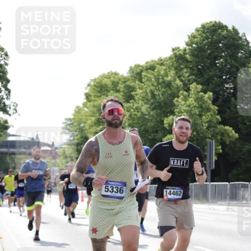 29.06.2025 - hella hamburg halbmarathon Jannik Wohlers http://msf.ph/oto/8226634 29.06.2025 09:51:41 Lombardsbrücke 1057, 1312, 1353, 1569, 1604, 1631, 1763, 3697, 5014, 5047, 5129, 5231, 5336, 5690, 5987, 6373, 6700, 6705, 6711, 6770, 7185, 7710, 8074, 8359, 8564, 9358, 9547, 9659, 10691, 10978, 11821, 12438, xxx, 13269, 14226, 14228, 14462, 15164, 15185, 15206, 15309, 15451, 15846, 15935, 16052, 16503, 16547, 17016, 17403, 17637, 17733, 17911, 18304, 18330, 18399, 18489, 18772, 18829, 18878, 19009 meine-sportfotos.de