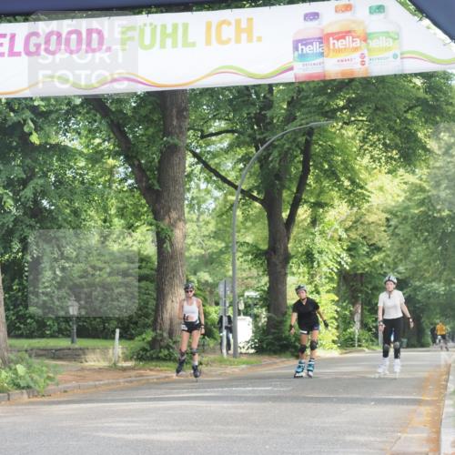 29.06.2025 - hella hamburg halbmarathon KatJ http://msf.ph/oto/8226682 29.06.2025 09:41:02 Zwischen KM18-KM19  meine-sportfotos.de