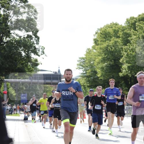 29.06.2025 - hella hamburg halbmarathon Jannik Wohlers http://msf.ph/oto/8226716 29.06.2025 09:51:42 Lombardsbrücke 1057, 1312, 1353, 1569, 1604, 1631, 1763, 3697, 5014, 5047, 5129, 5231, 5336, 5690, 5987, 6373, 6700, 6705, 6711, 6770, 7185, 7710, 8074, 8359, 8564, 9358, 9547, 9659, 10691, 10978, 11821, 12438, xxx, 13269, 14226, 14228, 14462, 15164, 15206, 15270, 15309, 15451, 15846, 15935, 16052, 16547, 17016, 17403, 17637, 17733, 17911, 18304, 18330, 18399, 18489, 18772, 18829, 18878, 19009 meine-sportfotos.de