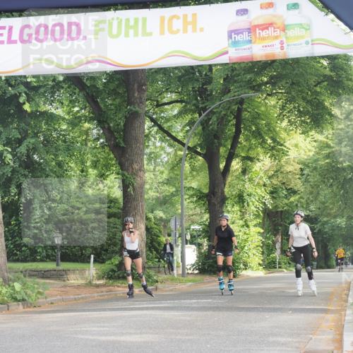 29.06.2025 - hella hamburg halbmarathon KatJ http://msf.ph/oto/8226741 29.06.2025 09:41:03 Zwischen KM18-KM19  meine-sportfotos.de