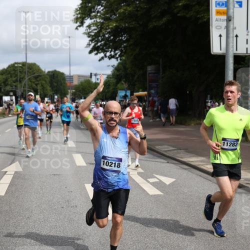 29.06.2025 - hella hamburg halbmarathon Yannick Fuchs http://msf.ph/oto/8226797 29.06.2025 10:33:28 20KM 1164, 1445, 2719, 2980, 3014, 3136, 3431, 4359, 6682, 6684, 8450, 8958, 9403, 10218, 11055, 11281, 11282, 11379, 11447, 12137, 12772, 13137, 13800, 14093, 14905, 15257, 15372, 15561, 15873, 15965, 16280, 17154, 17646, 17722, 18188, 19004, 19151 meine-sportfotos.de