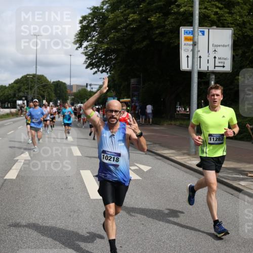 29.06.2025 - hella hamburg halbmarathon Yannick Fuchs http://msf.ph/oto/8226846 29.06.2025 10:33:28 20KM 1164, 1445, 2719, 2980, 3014, 3136, 3431, 4359, 6682, 6684, 8450, 8958, 9403, 10218, 11055, 11281, 11282, 11379, 11447, 12137, 12772, 13137, 13800, 14093, 14905, 15257, 15372, 15561, 15873, 15965, 16280, 17154, 17646, 17722, 18188, 19004, 19151 meine-sportfotos.de