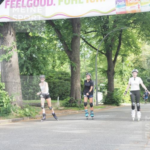 29.06.2025 - hella hamburg halbmarathon KatJ http://msf.ph/oto/8227131 29.06.2025 09:41:04 Zwischen KM18-KM19  meine-sportfotos.de