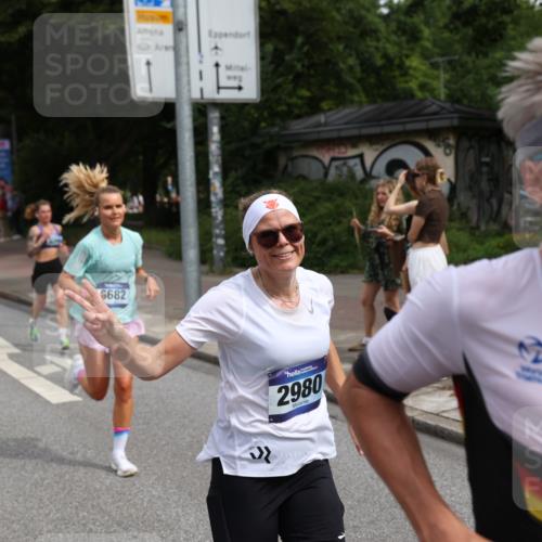 29.06.2025 - hella hamburg halbmarathon Yannick Fuchs http://msf.ph/oto/8227663 29.06.2025 10:33:35 20KM 1164, 1445, 1803, 2719, 2980, 3136, 3783, 4359, 6037, 6682, 6686, 6687, 8450, 8958, 9403, 10218, 11055, 11281, 11282, 11447, 11619, 12137, 12772, 13137, 13729, 13800, 14093, 14905, 15257, 15561, 15866, 15873, 15965, 16820, 17646, 18188, 18547, 18734, 19004, 19151 meine-sportfotos.de