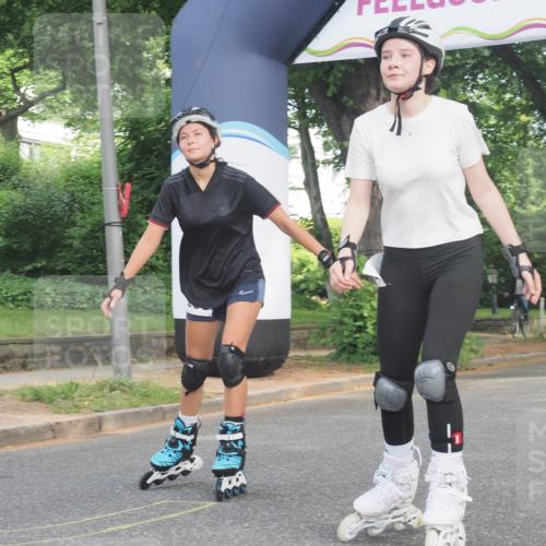 29.06.2025 - hella hamburg halbmarathon KatJ http://msf.ph/oto/8227715 29.06.2025 09:41:07 Zwischen KM18-KM19  meine-sportfotos.de