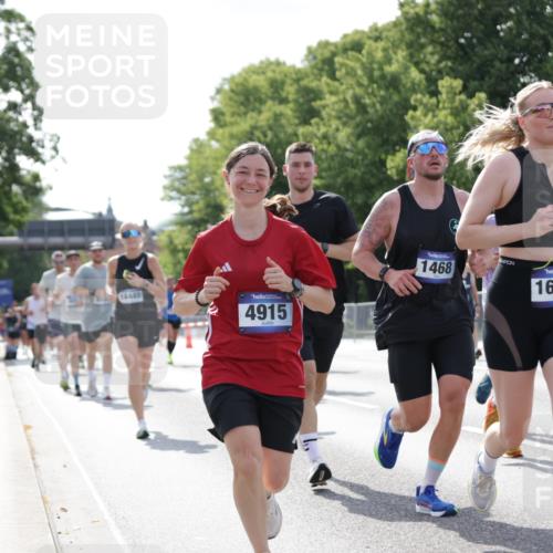 29.06.2025 - hella hamburg halbmarathon Jannik Wohlers http://msf.ph/oto/8227947 29.06.2025 09:51:56 Lombardsbrücke 1057, 1139, 1468, 1604, 1631, 3305, 3618, 3852, 4565, 4871, 4915, 5011, 6373, 6550, 6711, 7710, 8852, 9348, 9444, 9547, 10493, 10741, 11062, 11495, 11679, 11821, 12046, 12772, 13269, 13728, 14257, 14449, 14813, 15233, 15247, 15270, 15309, 16338, 16547, 16591, 16592, 17159, 17281, 17637, 17926, 18489, 18560, 18659, 18775, 18987, 19009 meine-sportfotos.de