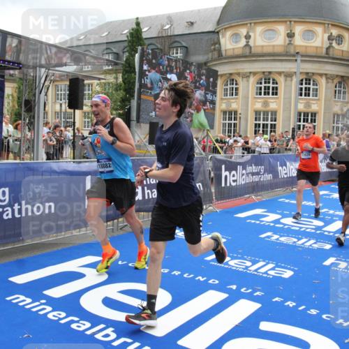 29.06.2025 - hella hamburg halbmarathon Michael Strokosch http://msf.ph/oto/8228023 29.06.2025 10:46:39 Ziel 1920, 1942, 5459, 8482, 9051, 9232, 9529, 13525, 13554, 15026, 15133, 15206, 15714, 17281, 17461, 18297, 18882 meine-sportfotos.de