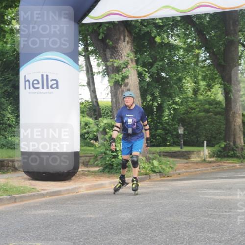 29.06.2025 - hella hamburg halbmarathon KatJ http://msf.ph/oto/8228190 29.06.2025 09:41:15 Zwischen KM18-KM19  meine-sportfotos.de