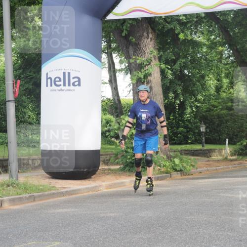 29.06.2025 - hella hamburg halbmarathon KatJ http://msf.ph/oto/8228228 29.06.2025 09:41:15 Zwischen KM18-KM19  meine-sportfotos.de