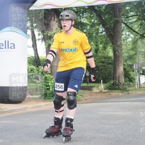 29.06.2025 - hella hamburg halbmarathon KatJ http://msf.ph/oto/8228438 29.06.2025 09:41:16 Zwischen KM18-KM19  meine-sportfotos.de